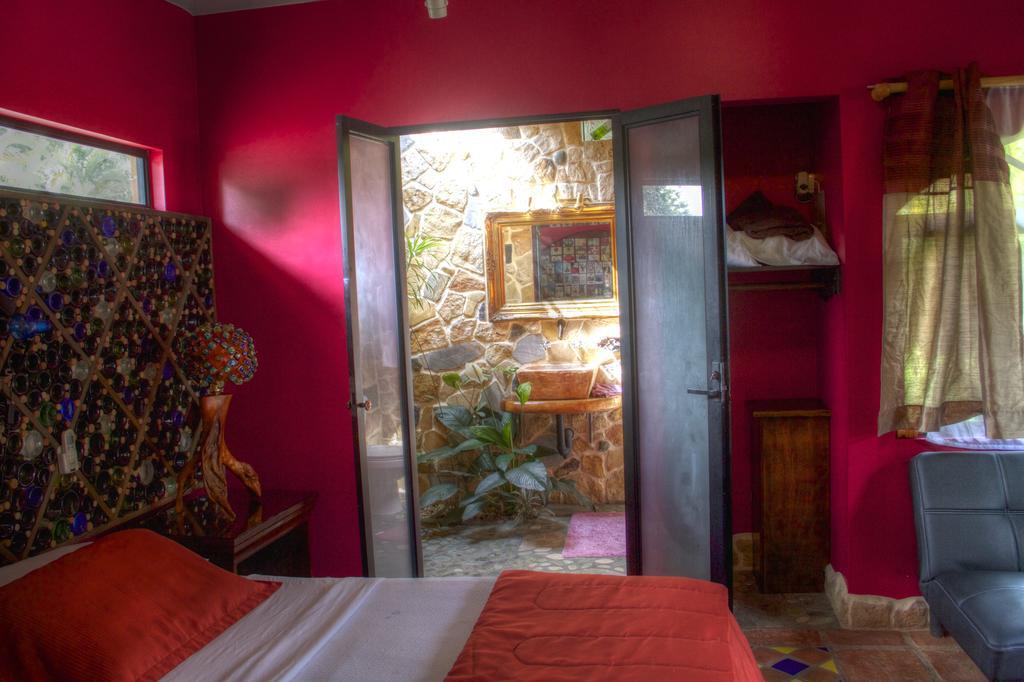 Gingerbread Restaurant & Hotel ヌエボ・アレナル 部屋 写真