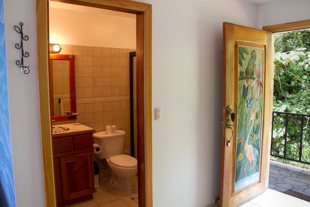 Gingerbread Restaurant & Hotel ヌエボ・アレナル 部屋 写真