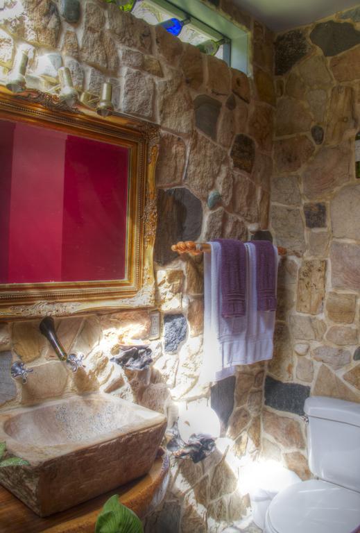 Gingerbread Restaurant & Hotel ヌエボ・アレナル 部屋 写真